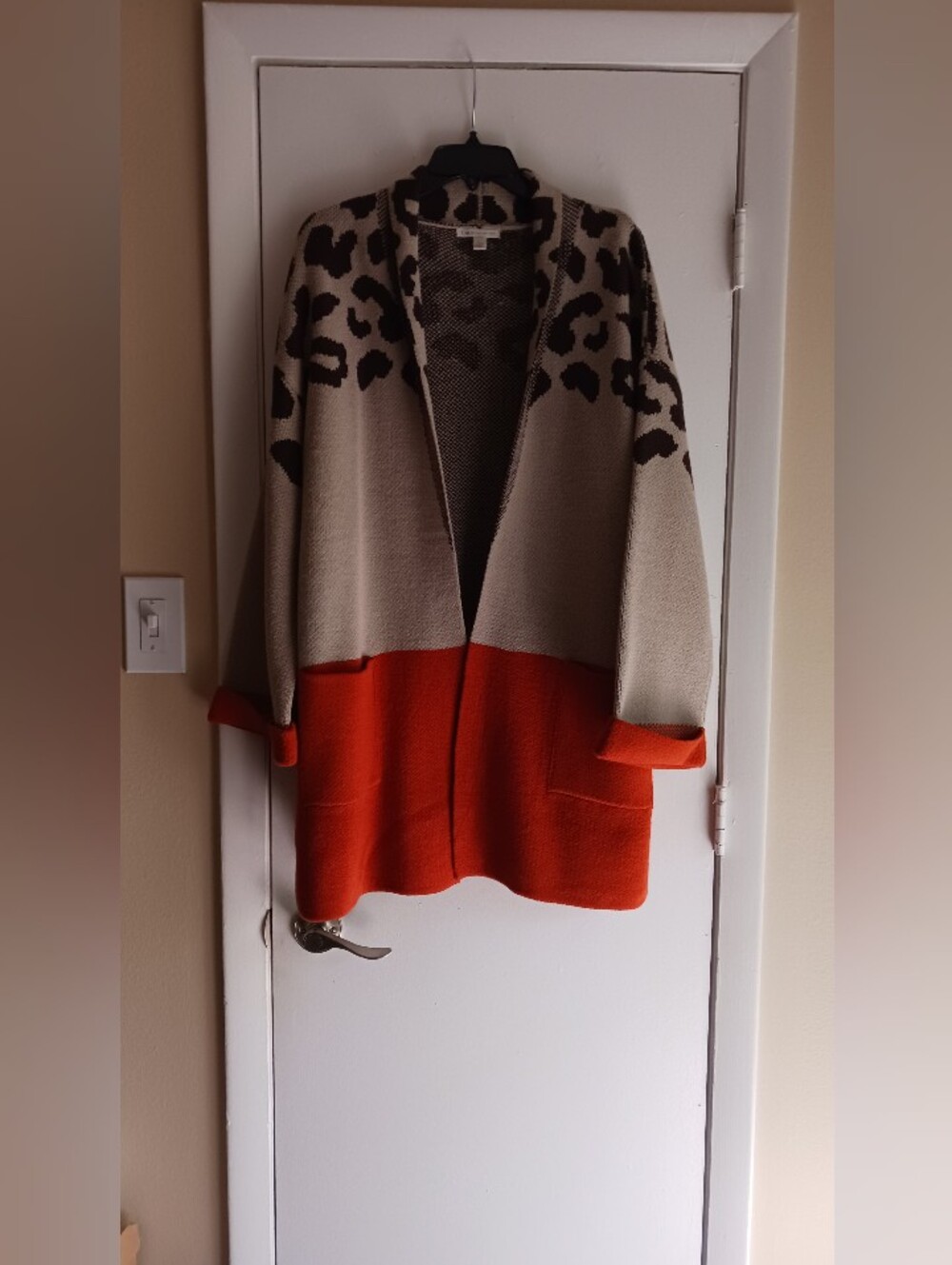 Leopard-Print Colorblock Cardigan - Picture 5 of 5